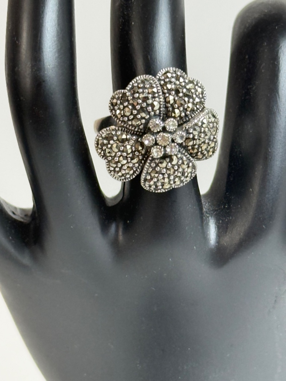 Sterling Silver Marcasite Flower Ring Size 8